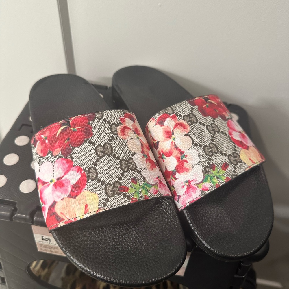 Bloom slides -runs a little large
